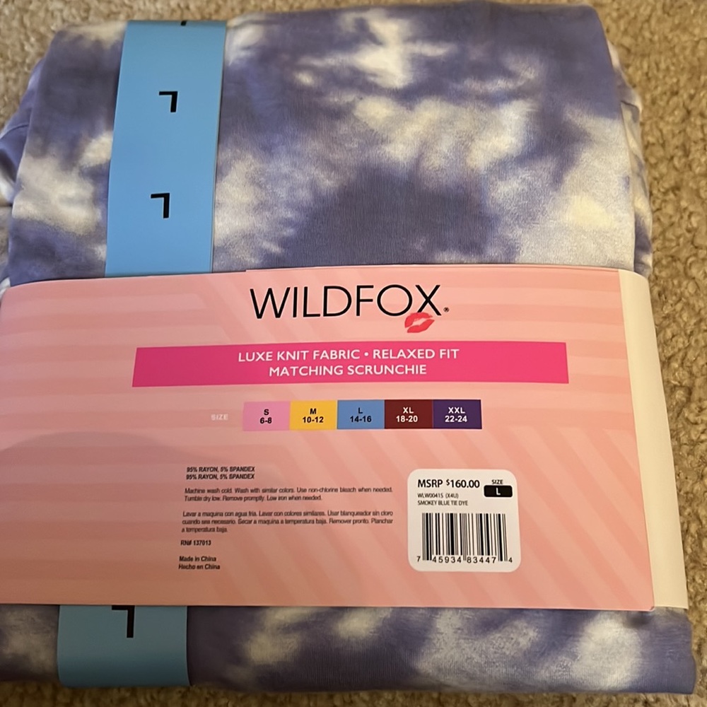 Women's Wildfox Blue Tie Dye 3 Piece Short Set
Size L - Picture 6 of 9